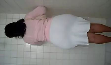 Phat Ass სერბული slut riding cock
