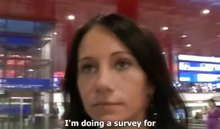 ცუდი Babysitter ლილი Adams ზის cock